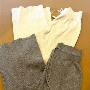 Uniqlo kids ribbed long wide legged pants lot of 2 popular style, trending